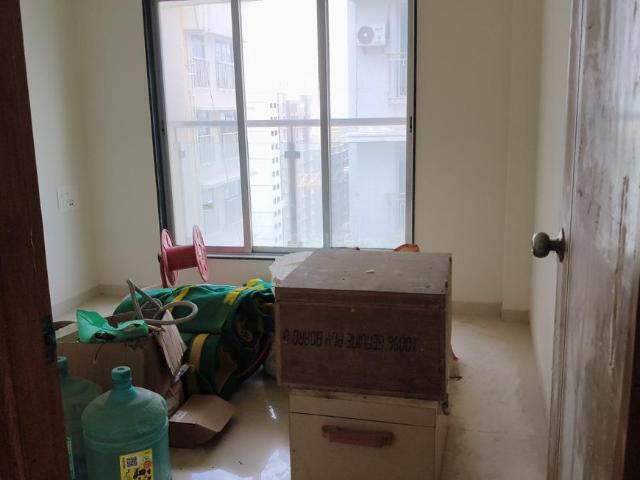 2 BHK Apartment in Goregaon West for resale Mumbai. The reference number is 20135418