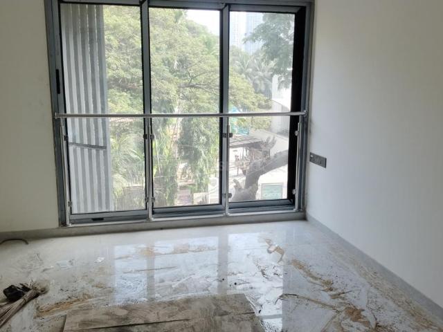 2 BHK Apartment in Goregaon West for resale Mumbai. The reference number is 20138687