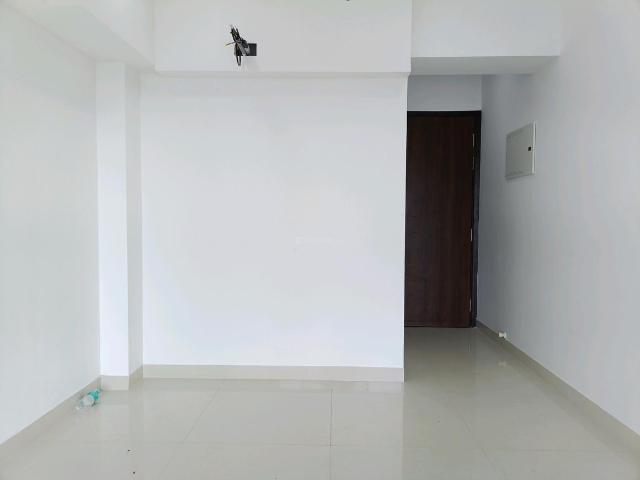 2 BHK Apartment in Goregaon West for resale Mumbai. The reference number is 20399480