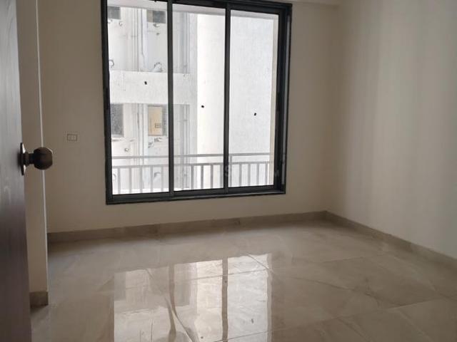 2 BHK Apartment in Goregaon West for resale Mumbai. The reference number is 20333374
