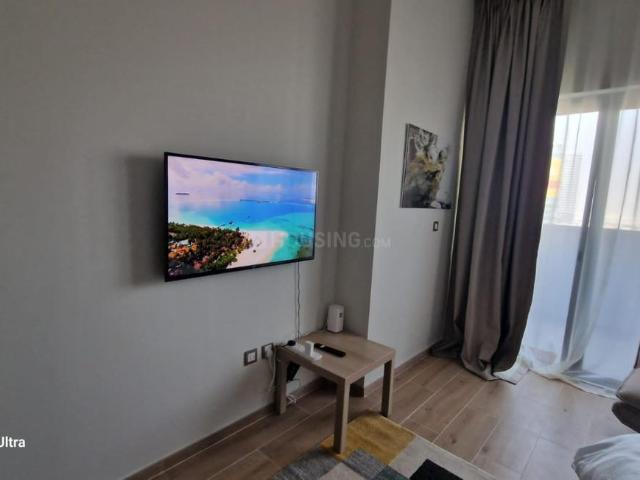 2 BHK Apartment in Goregaon West for resale Mumbai. The reference number is 20440188