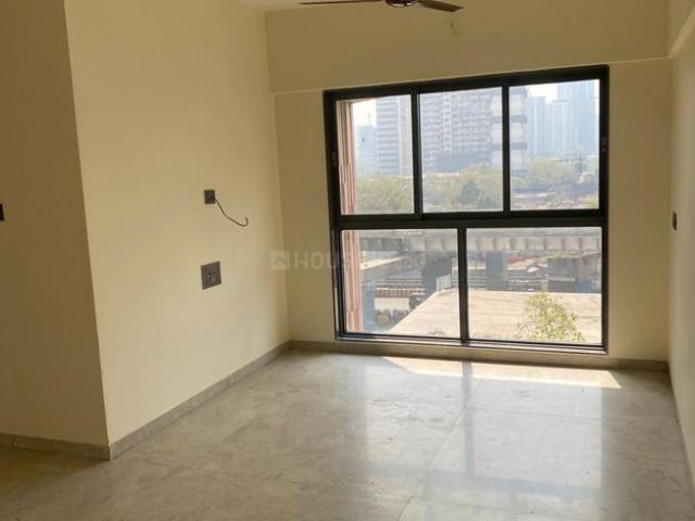 2 BHK Apartment in Goregaon West for resale Mumbai. The reference number is 20660450