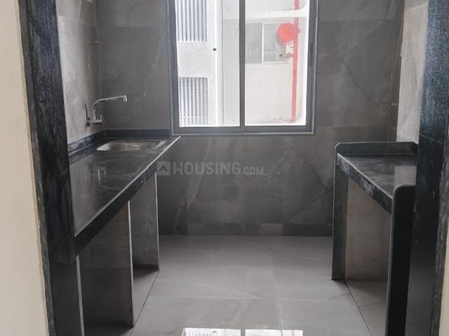2 BHK Apartment in Goregaon West for resale Mumbai. The reference number is 20684401