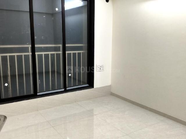 2 BHK Apartment in Goregaon West for resale Mumbai. The reference number is 19512388