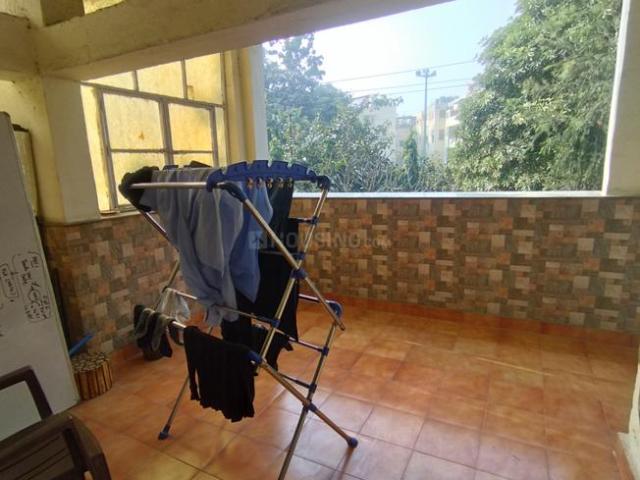 2 BHK Apartment in Gautam Nagar for resale New Delhi. The reference number is 19246497