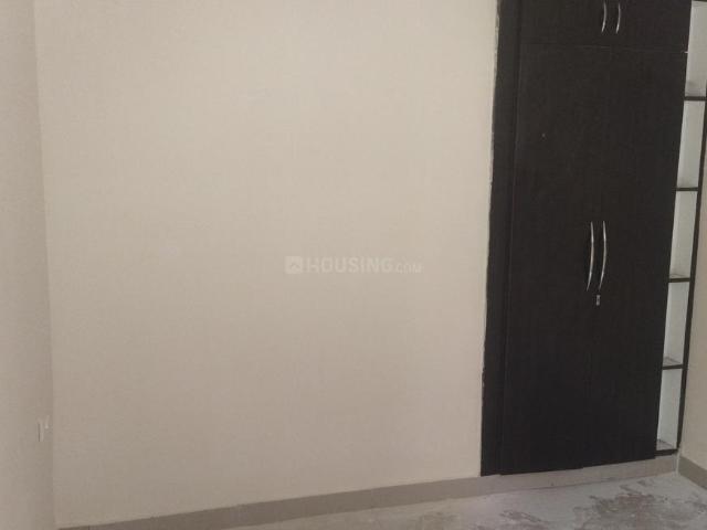 2 BHK Apartment in Gagan Vihar for resale Ghaziabad. The reference number is 17252838
