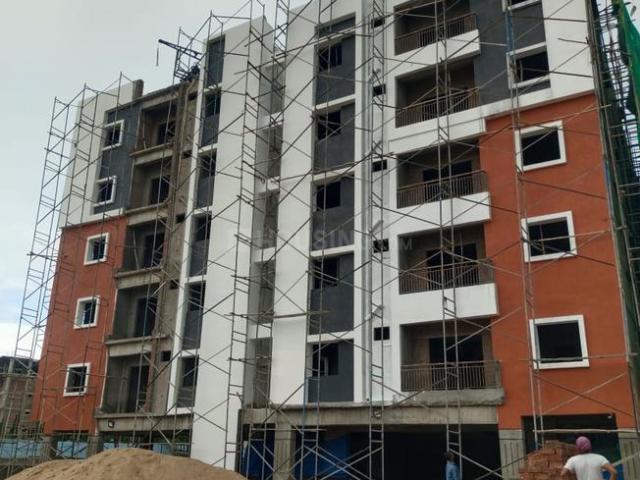 2 BHK Apartment in Gajularamaram for resale North Hyderabad. The reference number is 17735617