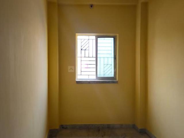 2 BHK Apartment in Ganguly Bagan for rent Kolkata. The reference number is 20251171