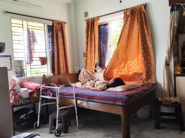 2 BHK Apartment in Ganguly Bagan for resale Kolkata. The reference number is 19878440