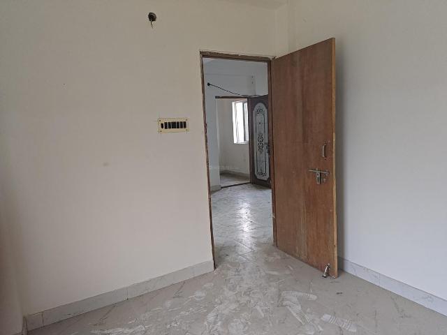 2 BHK Apartment in Ganguly Bagan for resale Kolkata. The reference number is 20143699