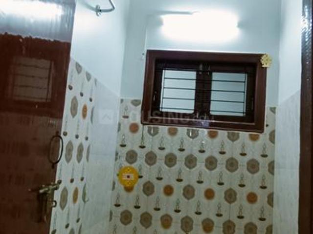 2 BHK Apartment in Gandhi Nagar for resale Kakinada. The reference number is 20356911