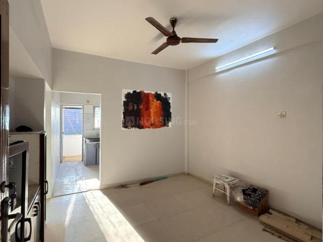 2 BHK Apartment in Gandhibagh for rent Nagpur. The reference number is 20698774