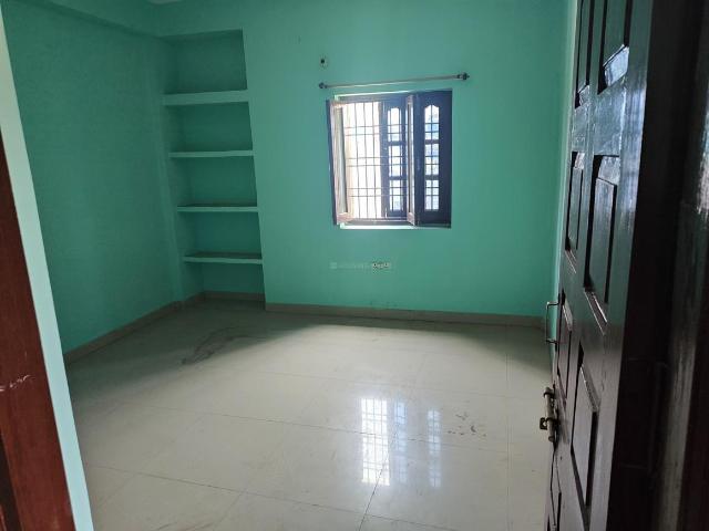2 BHK Apartment in Gardanibagh for rent Patna. The reference number is 18376492
