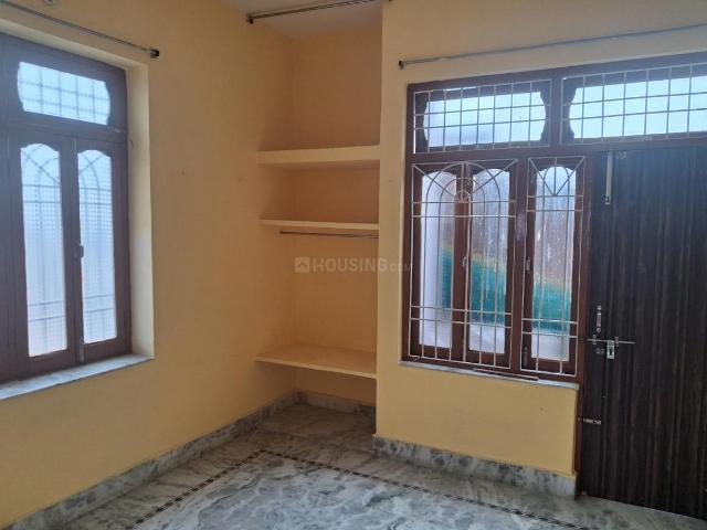 2 BHK Apartment in Gardanibagh for rent Patna. The reference number is 20695763