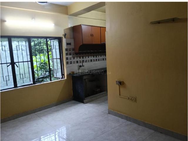 2 BHK Apartment in Garfa for resale Kolkata. The reference number is 20678145
