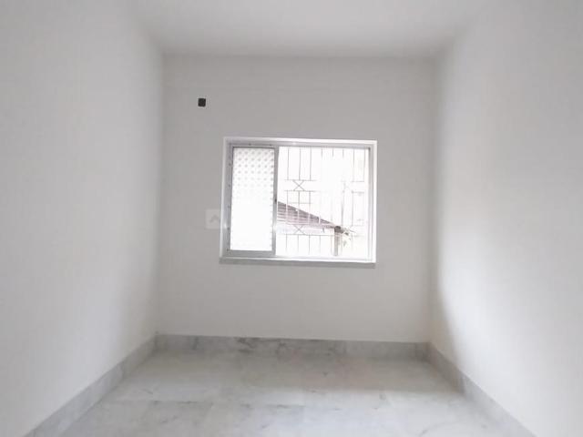 2 BHK Apartment in Kamdahari for resale Kolkata. The reference number is 20955957