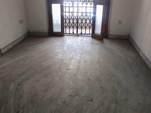 2 BHK Apartment in Gariahat for resale Kolkata. The reference number is 16574679