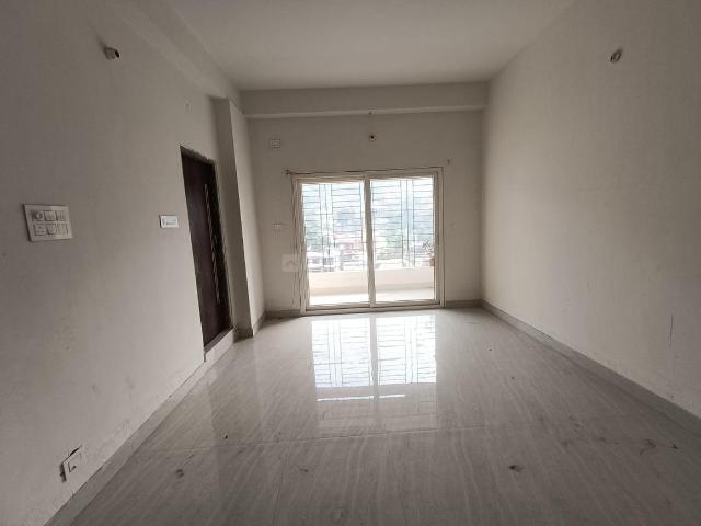 2 BHK Apartment in Geeta Nagar for resale Guwahati. The reference number is 20061930