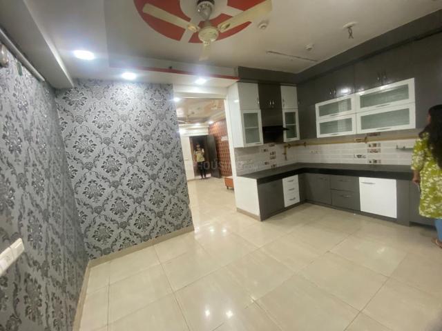 2 BHK Apartment in Ghukna for rent Ghaziabad. The reference number is 15290305