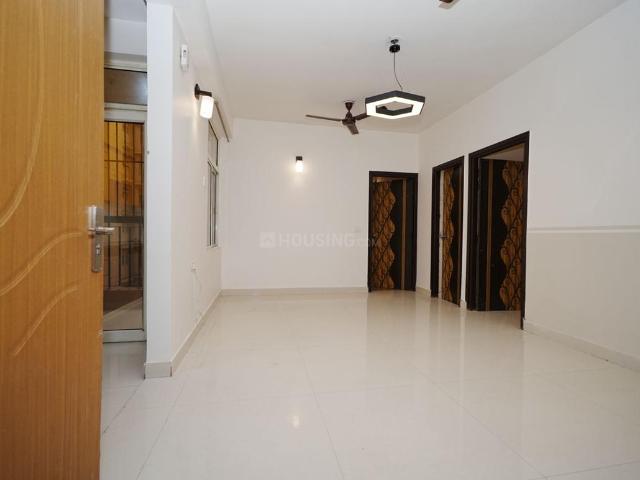 2 BHK Apartment in Ghukna for resale Ghaziabad. The reference number is 20871667