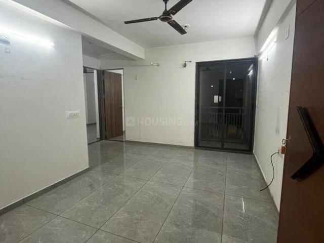 2 BHK Apartment in Ghuma for rent Ahmedabad. The reference number is 19948505