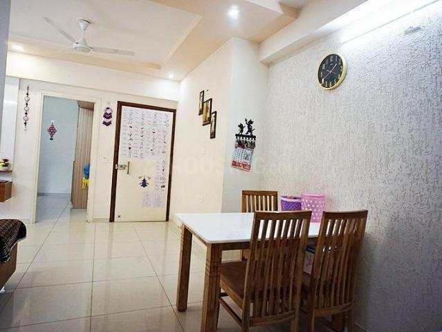2 BHK Apartment in Ghuma for rent Ahmedabad. The reference number is 19964063