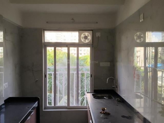 2 BHK Apartment in Ghatkopar East for rent Mumbai. The reference number is 18714950