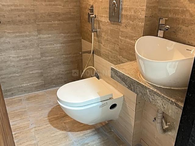 2 BHK Apartment in Ghatkopar East for rent Mumbai. The reference number is 19528526