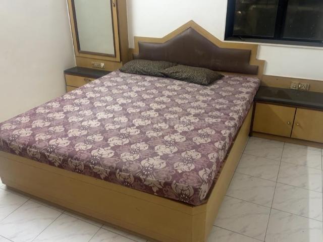 2 BHK Apartment in Ghatkopar East for rent Mumbai. The reference number is 19628069