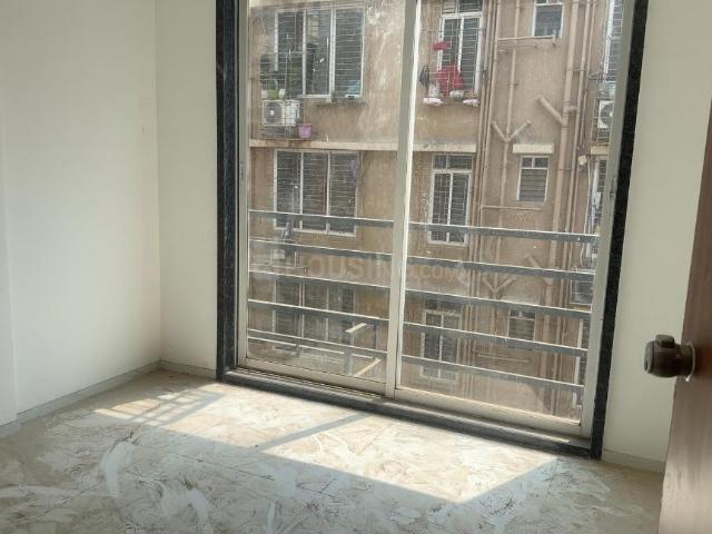 2 BHK Apartment in Ghatkopar East for rent Mumbai. The reference number is 19747139
