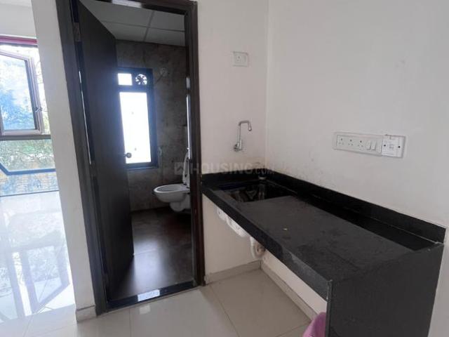 2 BHK Apartment in Ghatkopar East for rent Mumbai. The reference number is 20173630