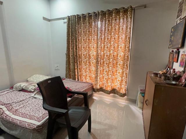 2 BHK Apartment in Ghatkopar East for rent Mumbai. The reference number is 20658580