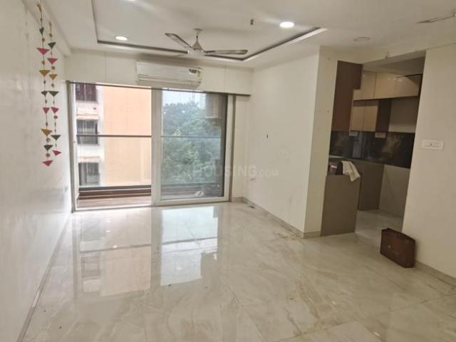 2 BHK Apartment in Ghatkopar East for rent Mumbai. The reference number is 20780475