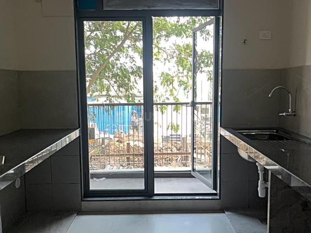 2 BHK Apartment in Ghatkopar East for resale Mumbai. The reference number is 17445685