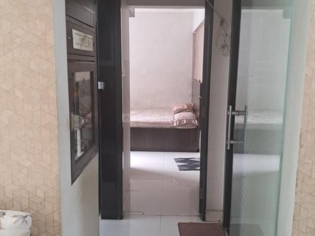 2 BHK Apartment in Ghatkopar East for resale Mumbai. The reference number is 17865468