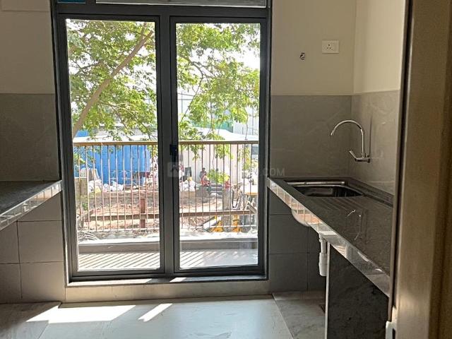 2 BHK Apartment in Ghatkopar East for resale Mumbai. The reference number is 18904359