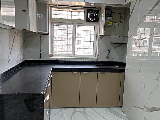 2 BHK Apartment in Ghatkopar East for resale Mumbai. The reference number is 18992363