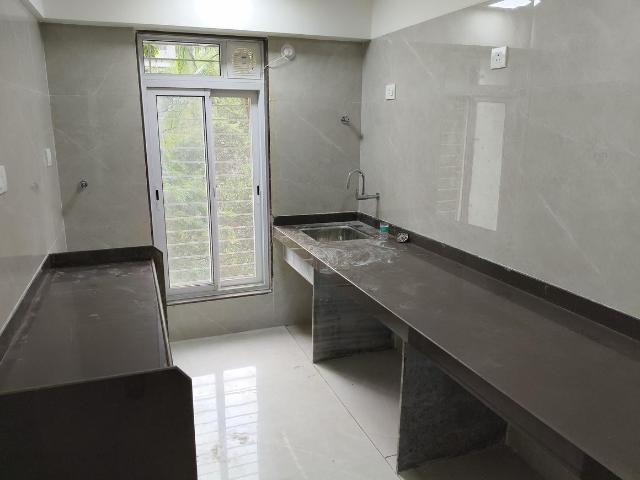 2 BHK Apartment in Ghatkopar East for resale Mumbai. The reference number is 18013125