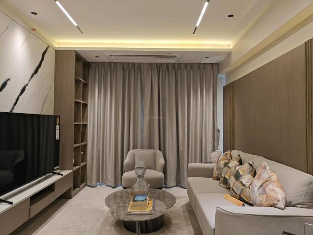 2 BHK Apartment in Ghatkopar East for resale Mumbai. The reference number is 18052921