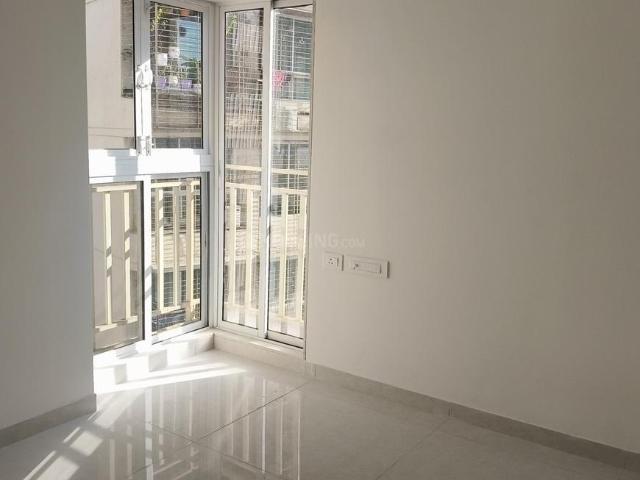 2 BHK Apartment in Ghatkopar East for resale Mumbai. The reference number is 19619403