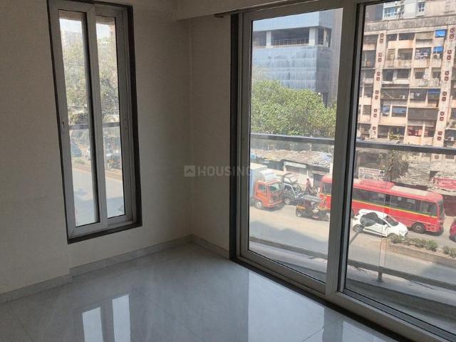 2 BHK Apartment in Ghatkopar East for resale Mumbai. The reference number is 19690647