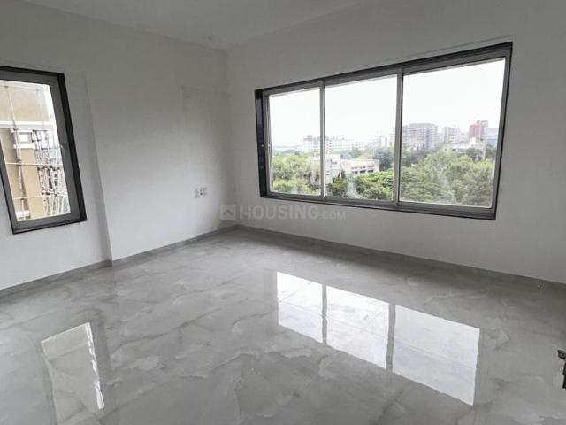 2 BHK Apartment in Ghatkopar East for resale Mumbai. The reference number is 19700420