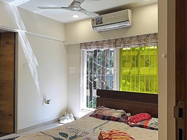 2 BHK Apartment in Ghatkopar East for resale Mumbai. The reference number is 19900351