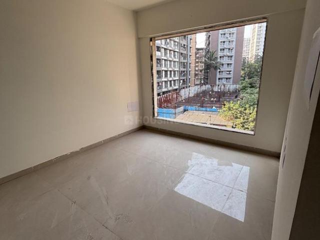 2 BHK Apartment in Ghatkopar East for resale Mumbai. The reference number is 19055375
