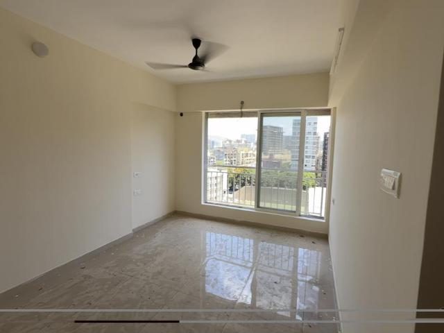 2 BHK Apartment in Ghatkopar East for resale Mumbai. The reference number is 19326488