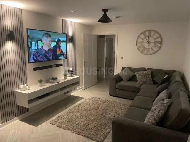 2 BHK Apartment in Ghatkopar East for resale Mumbai. The reference number is 20120933