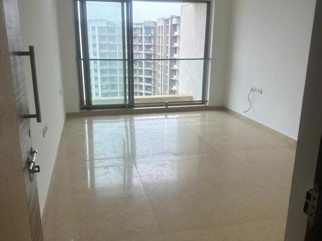 2 BHK Apartment in Ghatkopar West for rent Mumbai. The reference number is 19755229