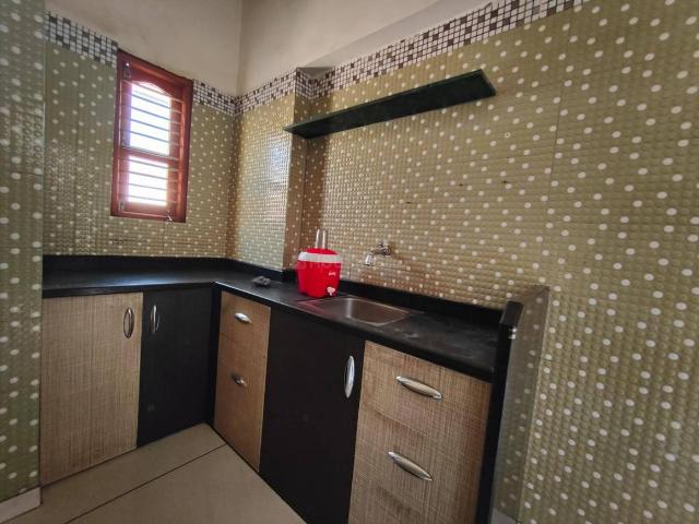 2 BHK Apartment in Ghodasar for rent Ahmedabad. The reference number is 19834291