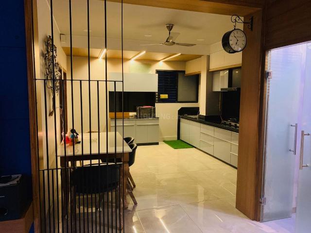 2 BHK Apartment in Ghodasar for resale Ahmedabad. The reference number is 11756395