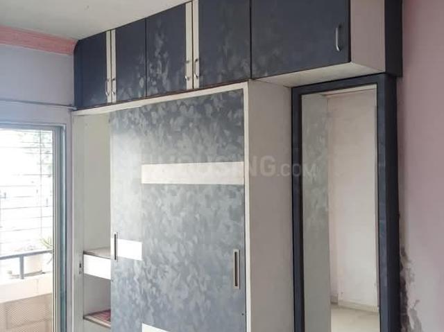 2 BHK Apartment in Ghorpadi for rent Pune. The reference number is 20755277